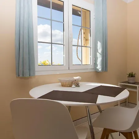 胡安贝尼特斯公寓 Cotillo