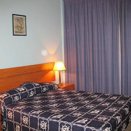 Juan Benitez * Cotillo