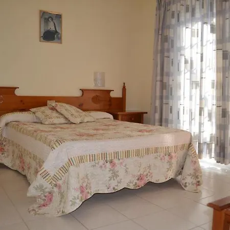 Juan Benitez * Cotillo