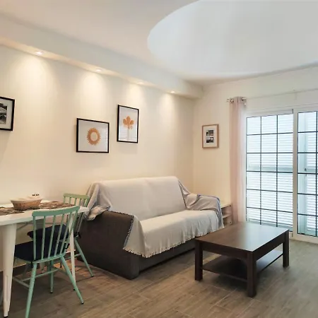 Juan Benitez Apartment *