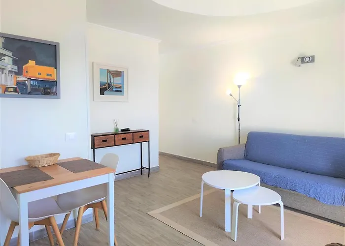 Juan Benítez Apartamento Cotillo