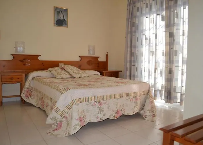 Juan Benítez * Cotillo